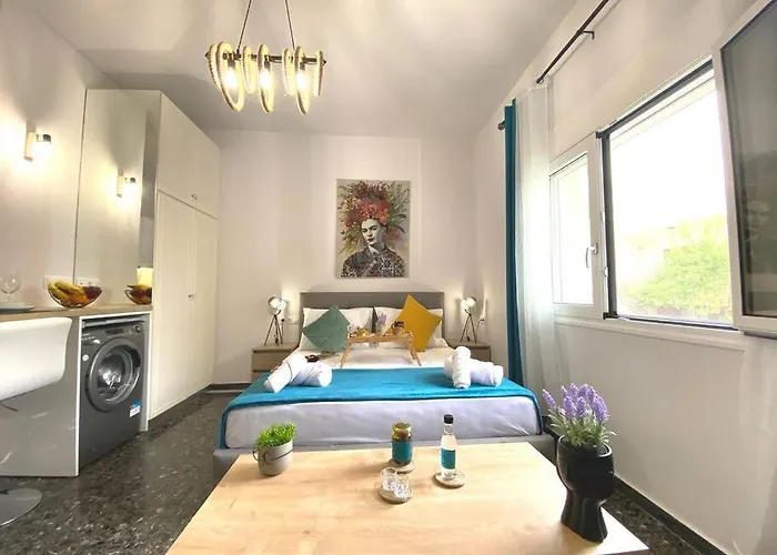 Artzy Petit Apartment Close To The Center
